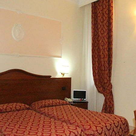 Hotel Mirage Roma Esterno foto