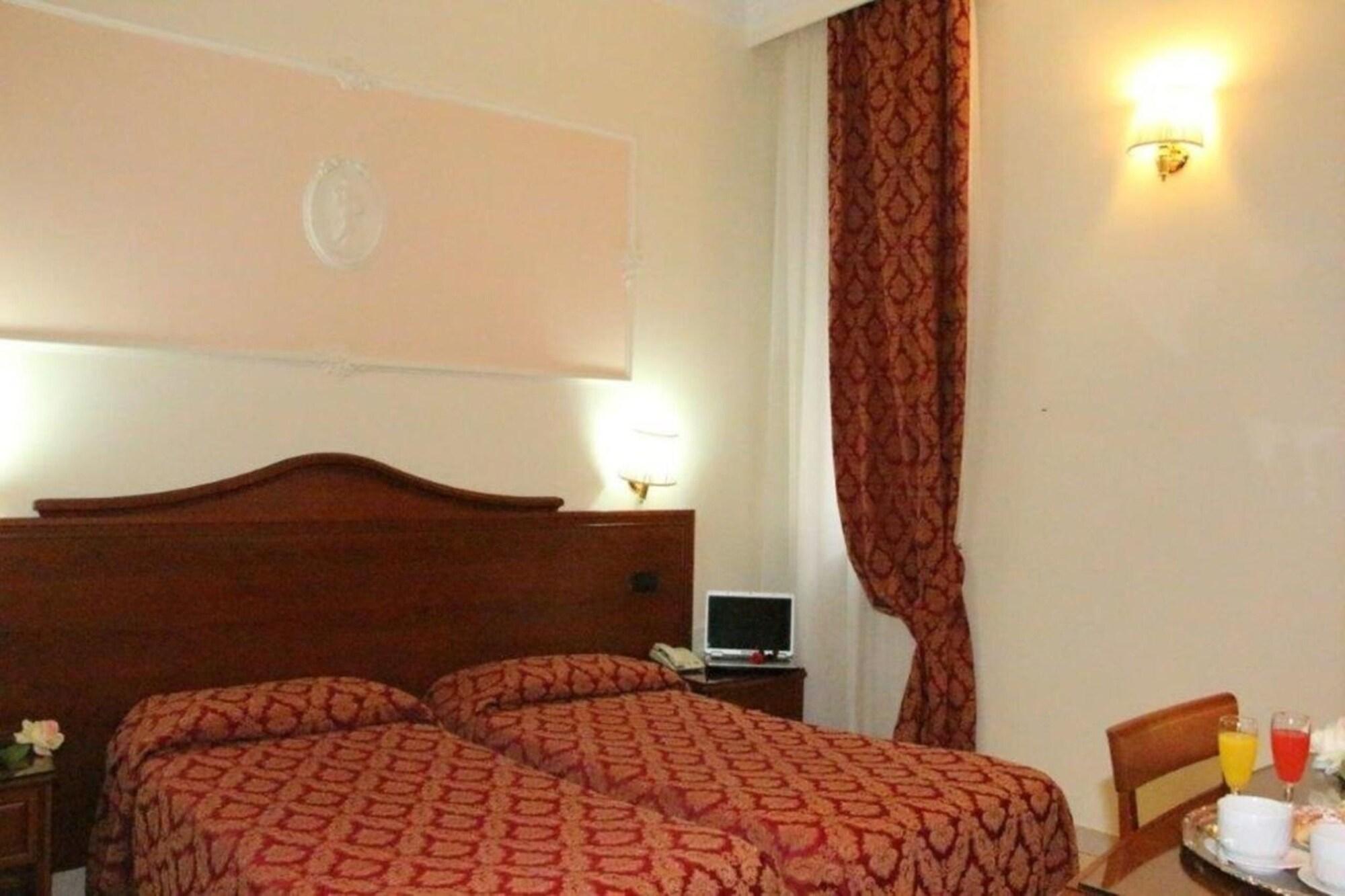 Hotel Mirage Roma Esterno foto